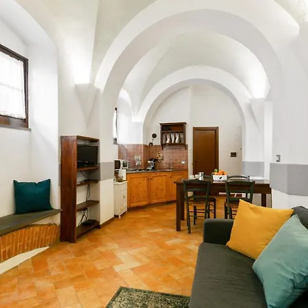 Guesthost - Le Tre Volte - Mercato Charming Loft דירה *