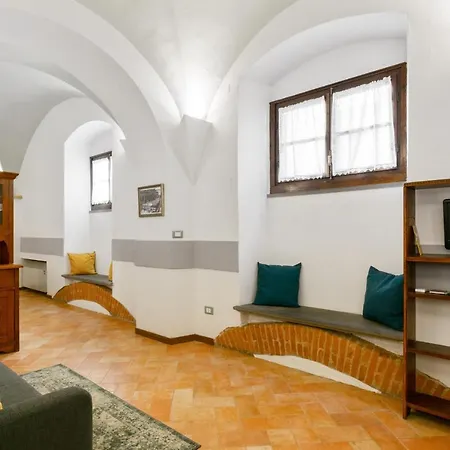 Guesthost - Le Tre Volte - Mercato Charming Loft דירה פירנצה