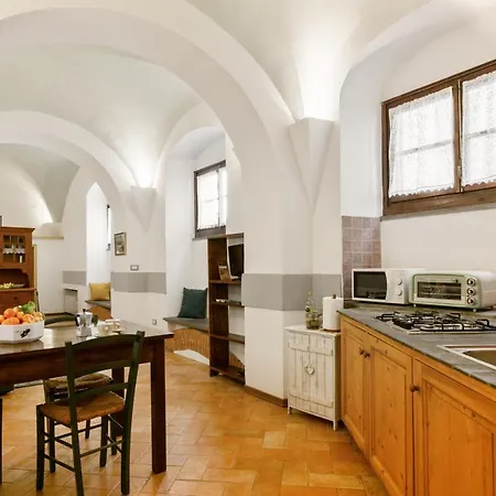 Le Tre Volte - Mercato Charming Loft Apartment *